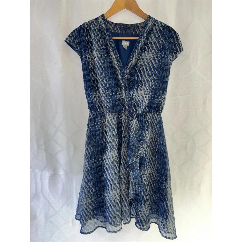 CONVERSE ONE STAR BLUE LINED DRESS SIZE SMALL V-NECK CAP SLEEVE SHORT BEAUTIFUL